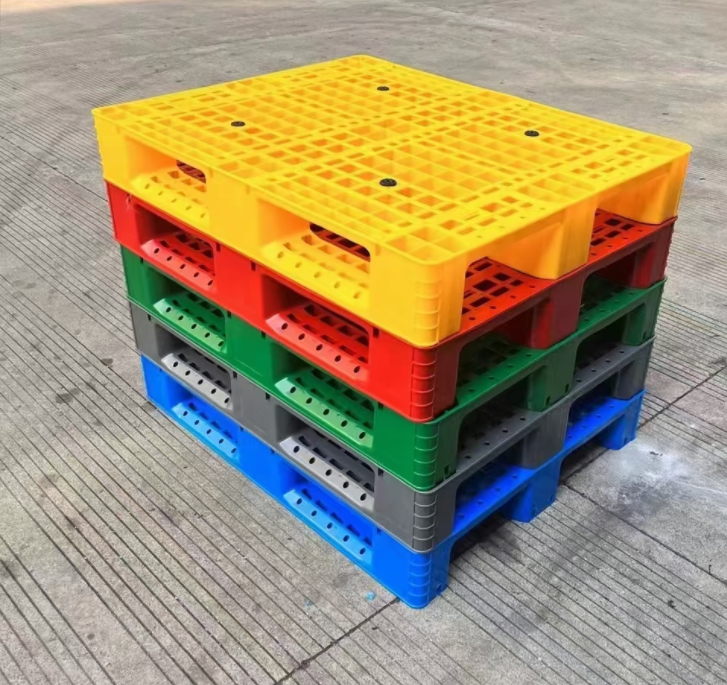 深圳塑胶卡板：9月出货中-6